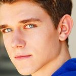 Devan Key age, Birthday, Height, Net Worth, Family, Salary