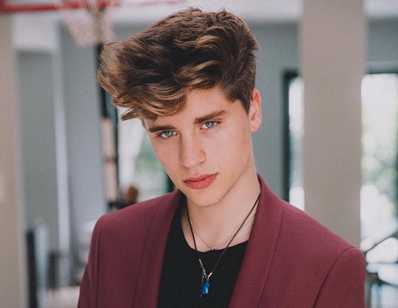 Ivan Martinez age, Birthday, Height, Net Worth, Family, Salary