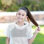 Samantha Bulstrode age, Birthday, Height, Net Worth, Family, Salary