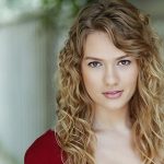 Tori Anderson age, Birthday, Height, Net Worth, Family, Salary