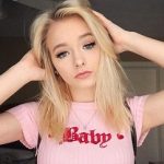 Zoe Laverne age, Birthday, Height, Net Worth, Family, Salary