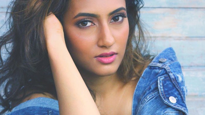 Additi Gupta age, Birthday, Height, Net Worth, Family, Salary