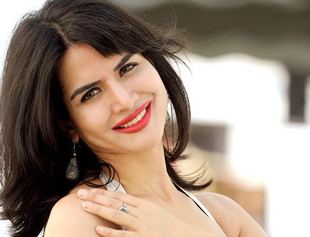 Jashn Agnihotri Age, Birthday, Height, Net Worth, Family, Salary