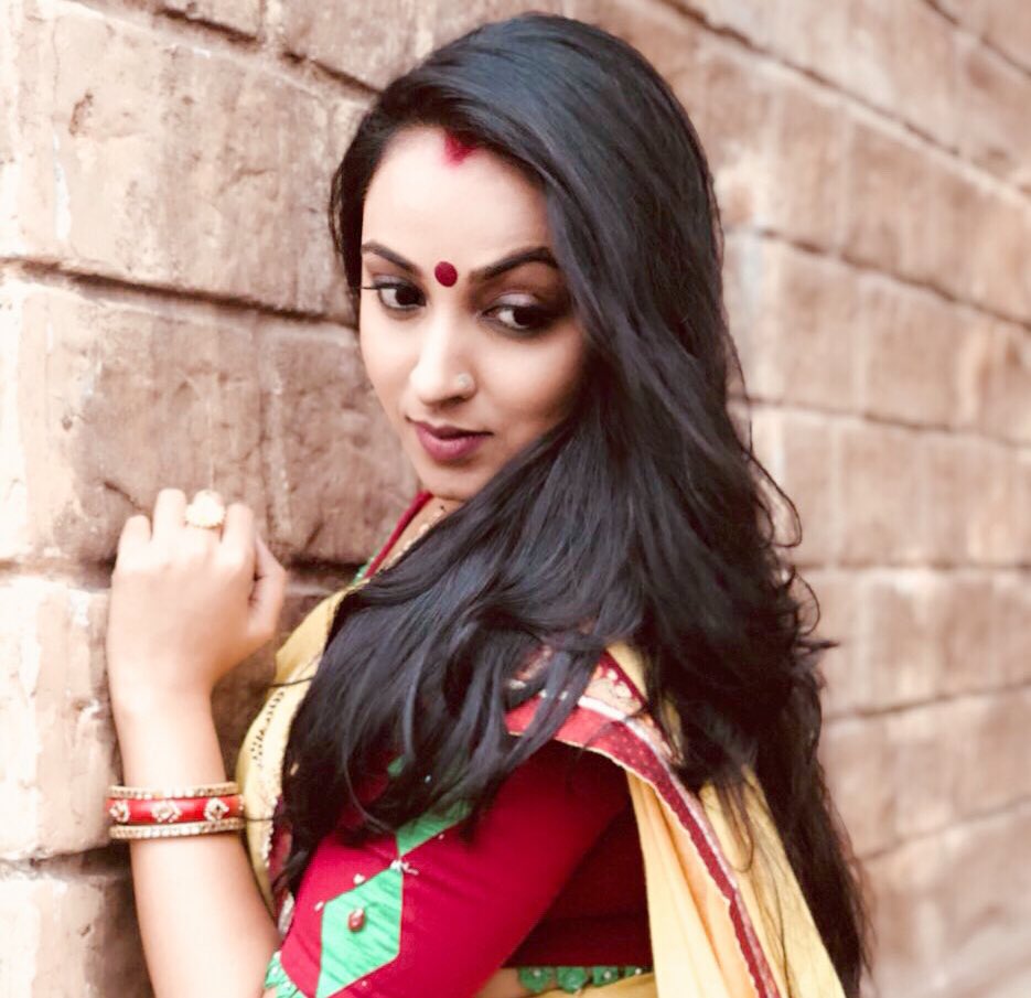 Madhusree Sharma age, Birthday, Height, Net Worth, Family, Salary