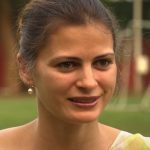 Sarah Pilot age, Birthday, Height, Net Worth, Family, Salary